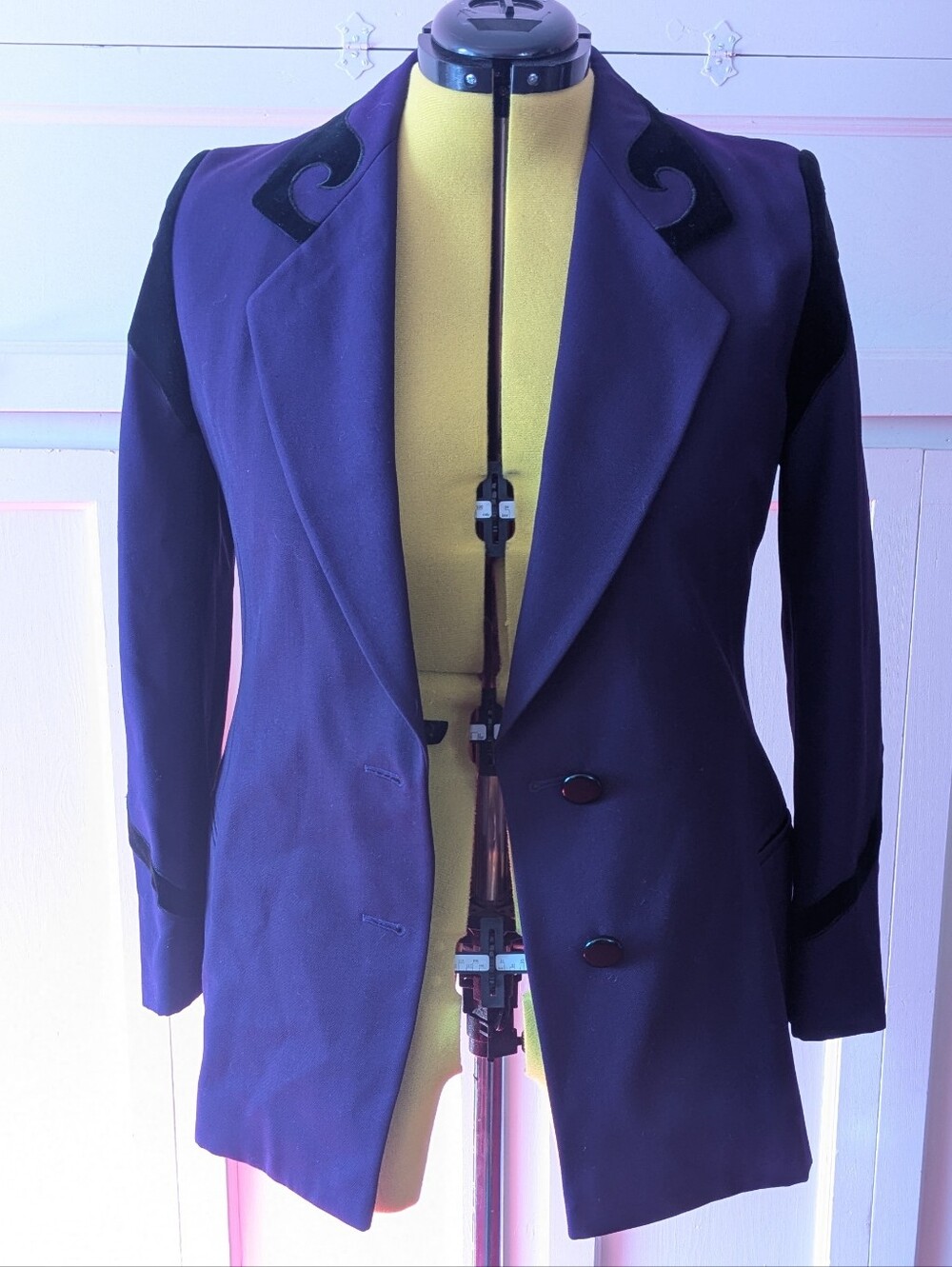 Vintage Escada Margaretha Ley Purple Wool Blazer Black Velvet Scroll 36 US 6
